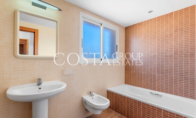 Odsprzedaż - Willa -
Alfas del Pí