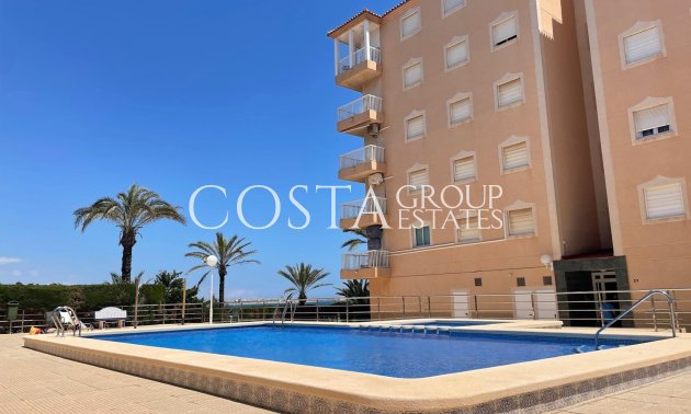 Herverkoop - Apartments -
Punta Prima