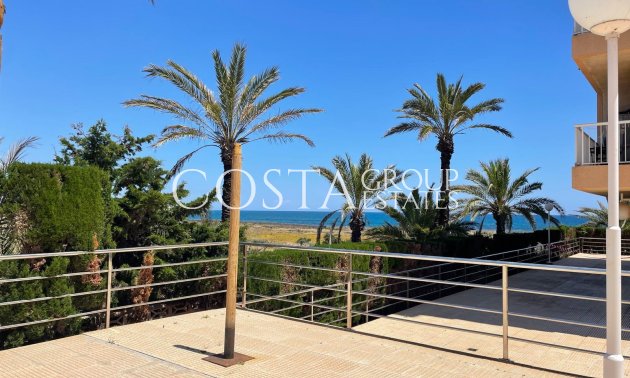 Herverkoop - Apartments -
Punta Prima