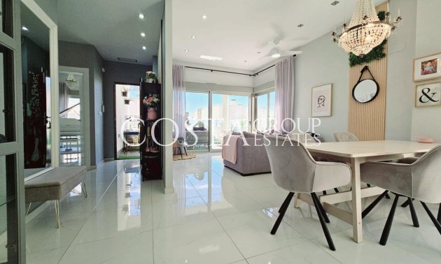 Resale - Villa -
Orihuela Costa - Villamartín