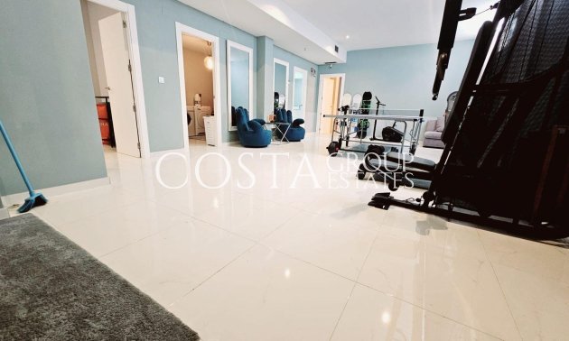 Resale - Villa -
Orihuela Costa - Villamartín