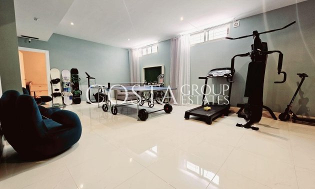 Resale - Villa -
Orihuela Costa - Villamartín