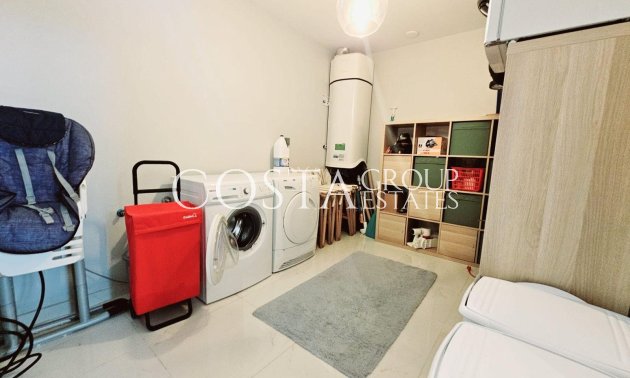 Resale - Villa -
Orihuela Costa - Villamartín