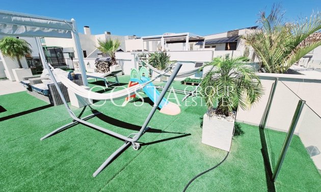 Resale - Villa -
Orihuela Costa - Villamartín