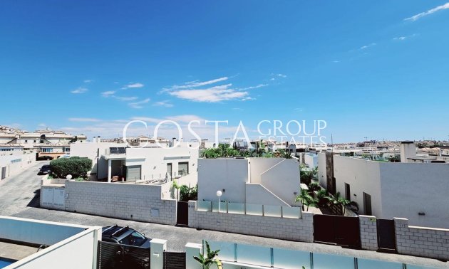 Resale - Villa -
Orihuela Costa - Villamartín