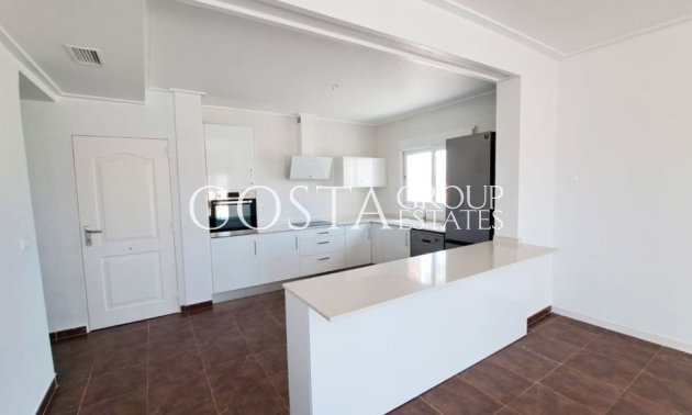 Herverkoop - Villa -
Catral - Catral - Country