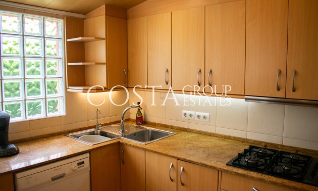 Resale - Villa -
Orihuela Costa - MUY CERCA DE LA PLAYA