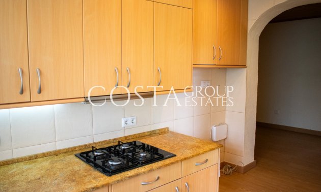 Resale - Villa -
Orihuela Costa - MUY CERCA DE LA PLAYA