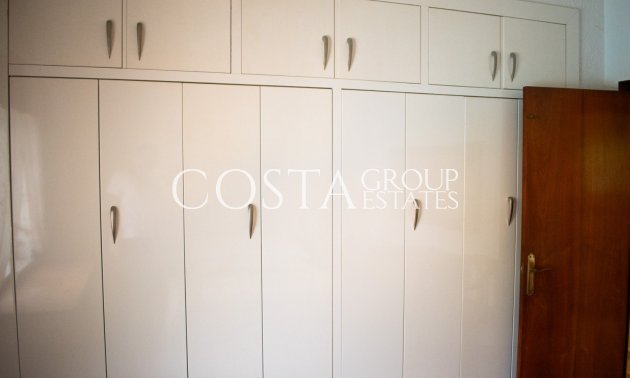 Resale - Villa -
Orihuela Costa - MUY CERCA DE LA PLAYA