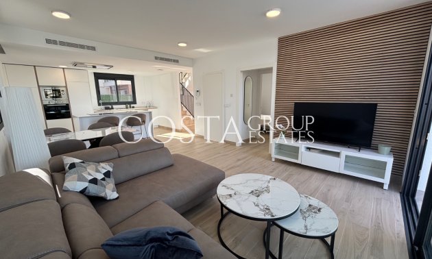 Odsprzedaż - Willa -
Los Alcazares - Roda