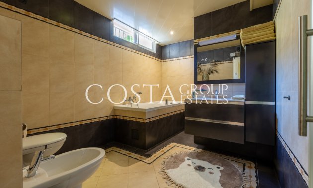 Herverkoop - Villa -
Benijofar