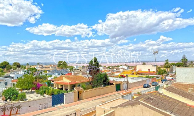 Resale - Villa -
Torrevieja - Los Balcones