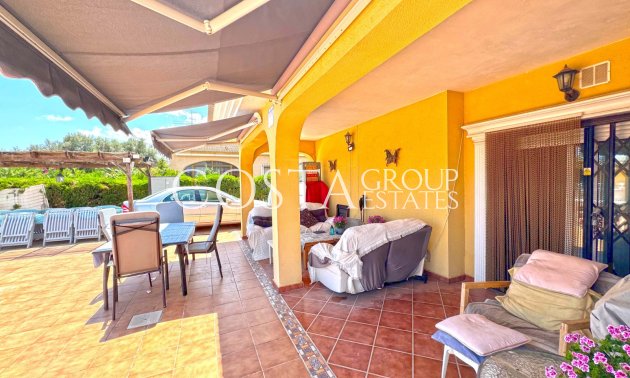 Resale - Villa -
Torrevieja - Los Balcones