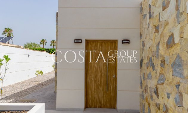 Odsprzedaż - Willa -
Torrevieja - Torreta Florida