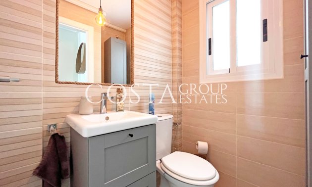 Odsprzedaż - Dom -
Torrevieja - Los Balcones