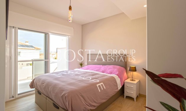 Resale - Apartments -
Orihuela Costa - Villamartín