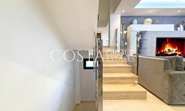 Resale - Villa -
Orihuela Costa - Villamartín