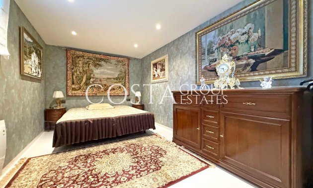 Resale - Villa -
Orihuela Costa - Villamartín