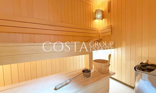 Resale - Villa -
Orihuela Costa - Villamartín