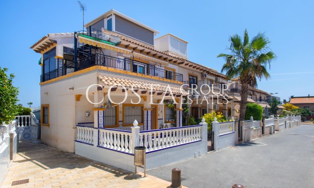 Wiederverkauf - House -
Orihuela Costa