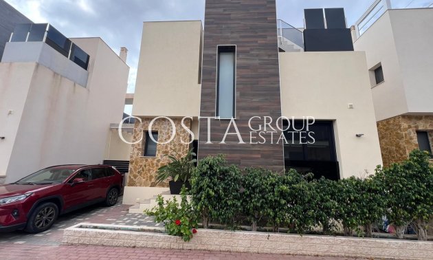Resale - Villa -
Orihuela Costa - Lomas De Cabo Roig