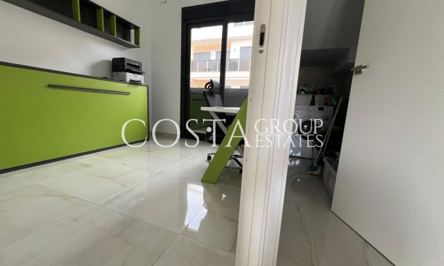 Resale - Villa -
Orihuela Costa - Lomas De Cabo Roig