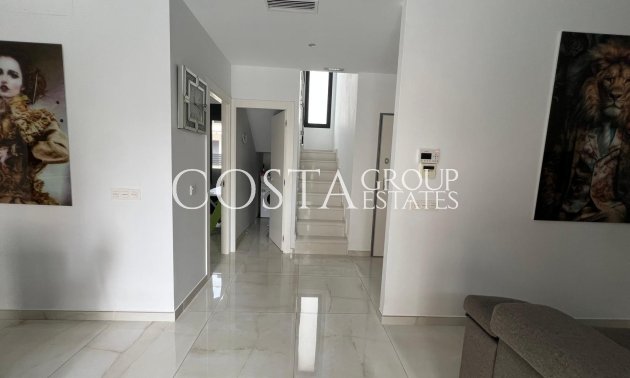 Resale - Villa -
Orihuela Costa - Lomas De Cabo Roig