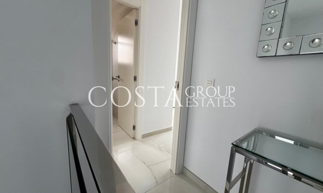 Resale - Villa -
Orihuela Costa - Lomas De Cabo Roig