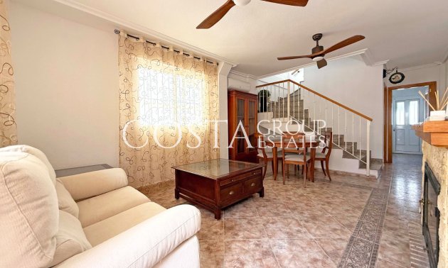 Resale - Villa -
Orihuela Costa - Los Altos