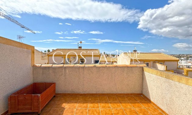 Resale - Villa -
Orihuela Costa - Los Altos