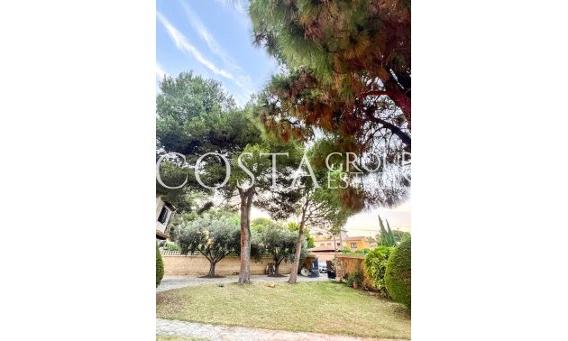 Wiederverkauf - Villa -
Orihuela Costa - Punta Prima