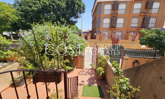 Resale - House -
Torre de la Horadada