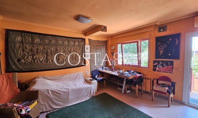 Resale - House -
Torre de la Horadada