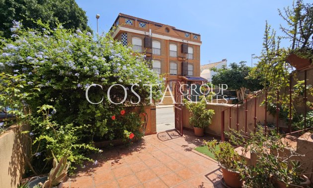 Resale - House -
Torre de la Horadada