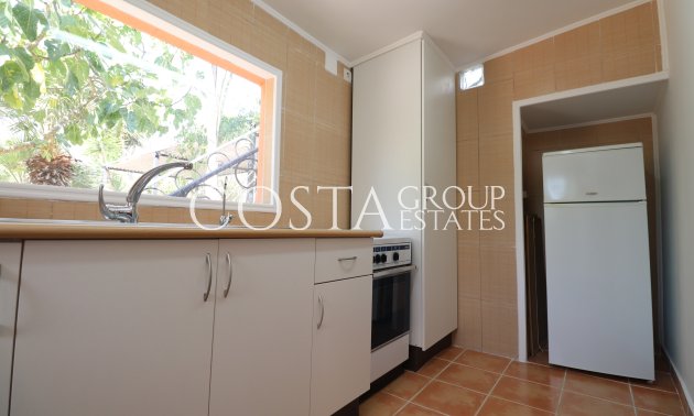 Wiederverkauf - Villa -
Catral