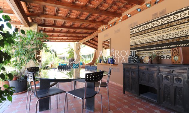 Wiederverkauf - Villa -
Catral