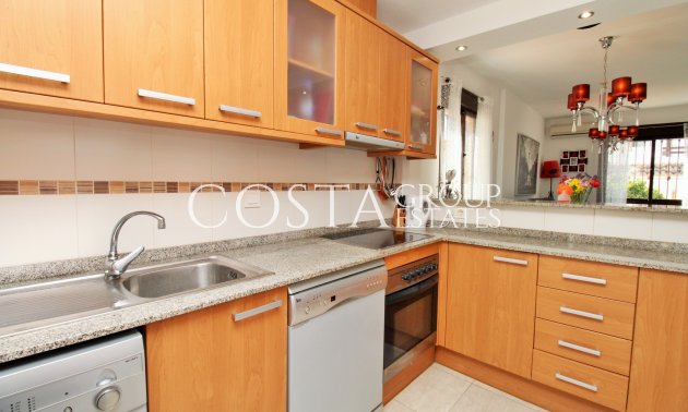 Odsprzedaż - Willa -
Villamartín - PAU 8