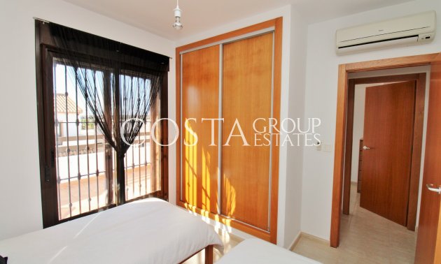 Odsprzedaż - Willa -
Villamartín - PAU 8