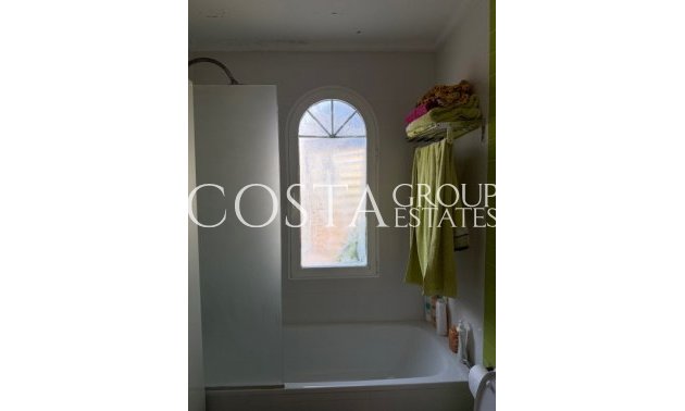 Herverkoop - Villa -
Orihuela Costa