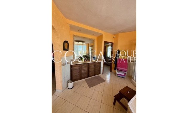 Herverkoop - Villa -
Orihuela Costa