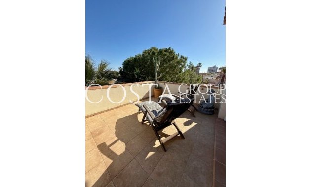 Herverkoop - Villa -
Orihuela Costa