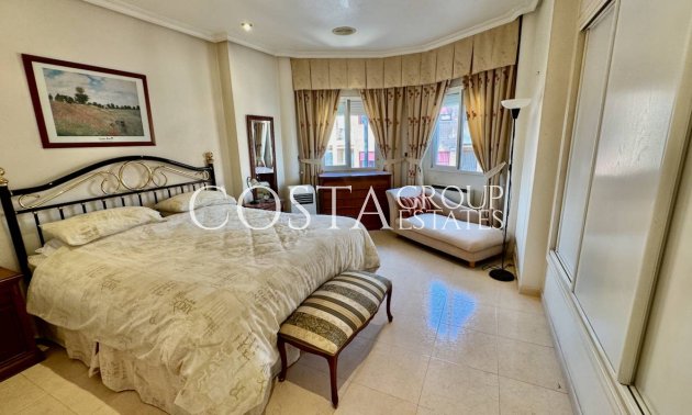 Herverkoop - Villa -
Benferri