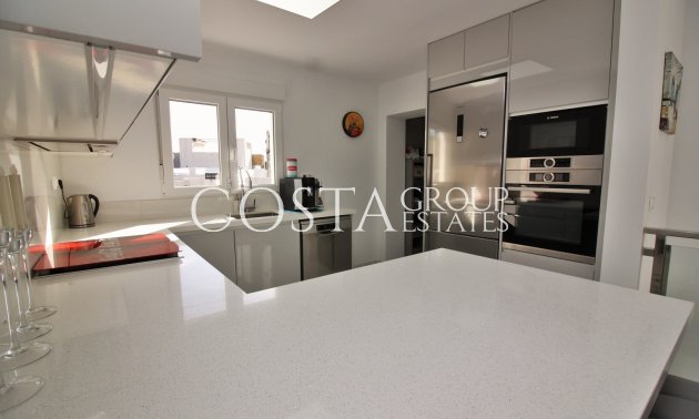 Wiederverkauf - Villa -
Villamartín