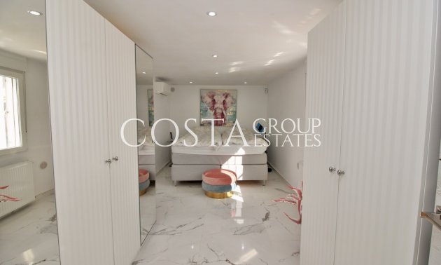 Wiederverkauf - Villa -
Villamartín