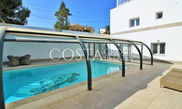 Wiederverkauf - Villa -
Villamartín