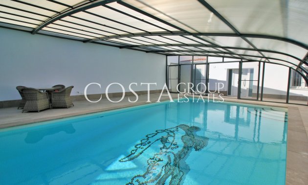 Wiederverkauf - Villa -
Villamartín