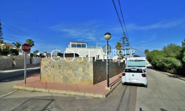 Wiederverkauf - Villa -
Villamartín