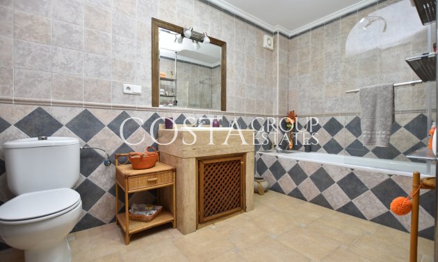 Resale - Villa -
Algorfa - Montemar