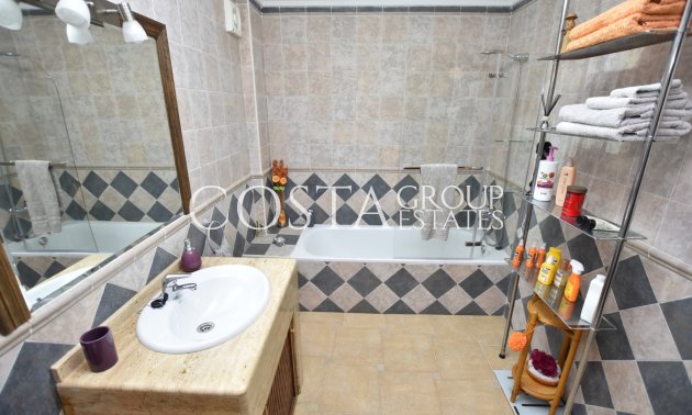 Resale - Villa -
Algorfa - Montemar