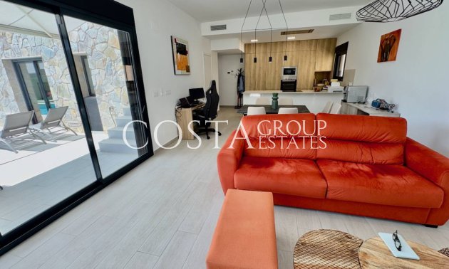 Resale - Villa -
Algorfa - La finca Golf